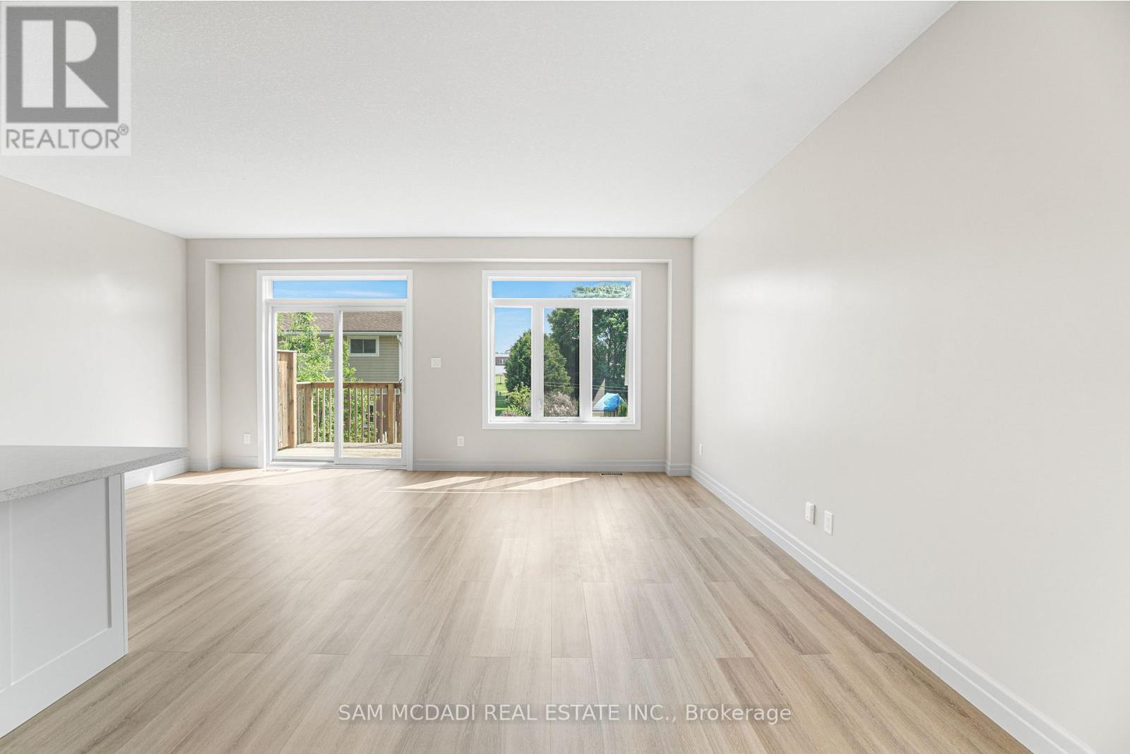 25 - 1023 Devonshire Avenue, Woodstock, Ontario  N4S 0E7 - Photo 18 - X12527068