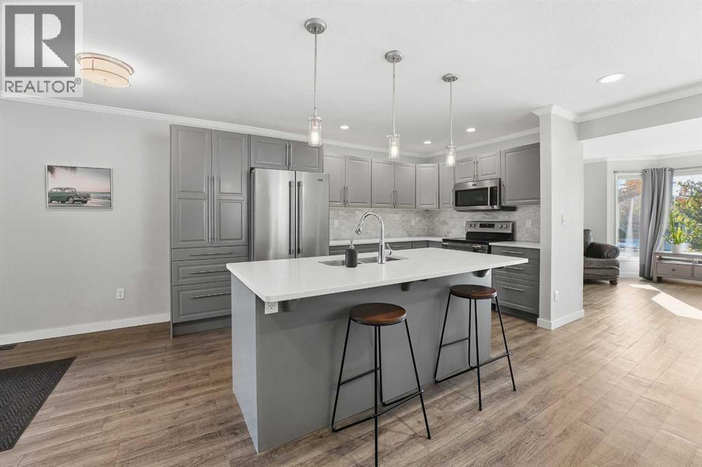 155 Barrett Drive, Red Deer, Alberta  T4R 1H3 - Photo 4 - A2264638