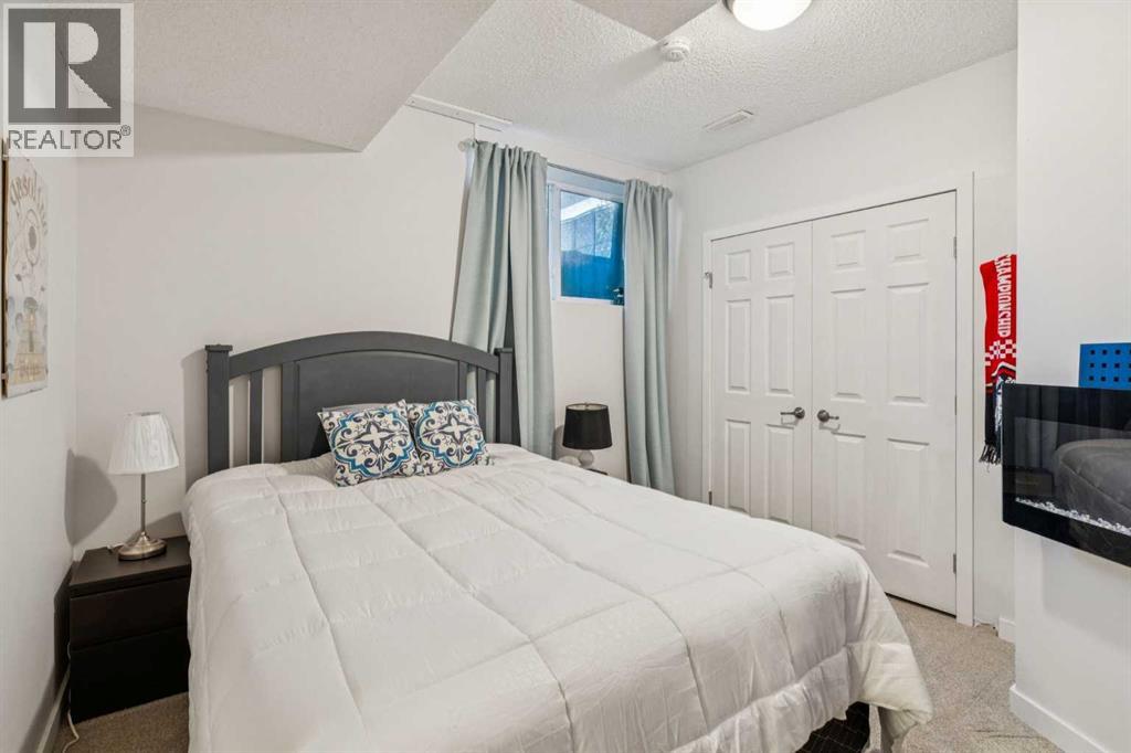 480 River Heights Green, Cochrane, Alberta  T4C 0S1 - Photo 19 - A2265408