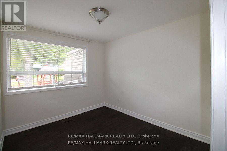 Main Fl - 389 Allgood Street, Richmond Hill, Ontario  L4C 2Z1 - Photo 11 - N12501412