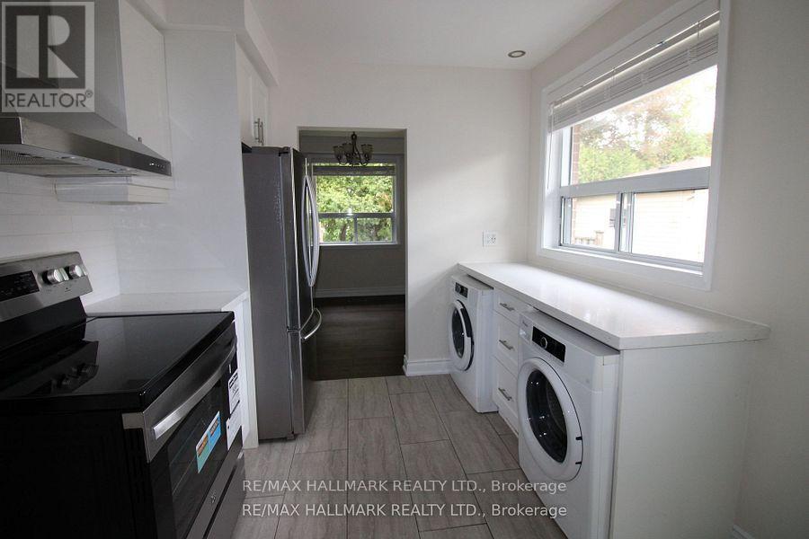 Main Fl - 389 Allgood Street, Richmond Hill, Ontario  L4C 2Z1 - Photo 7 - N12501412