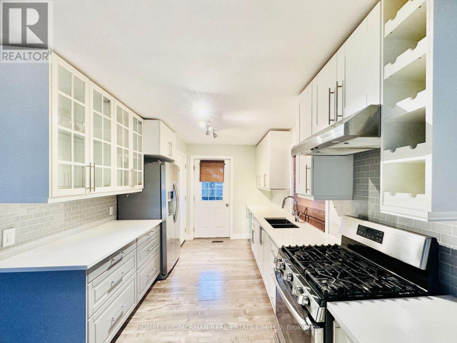 MAIN - 12 CRESKWICK COURT, Barrie, Ontario