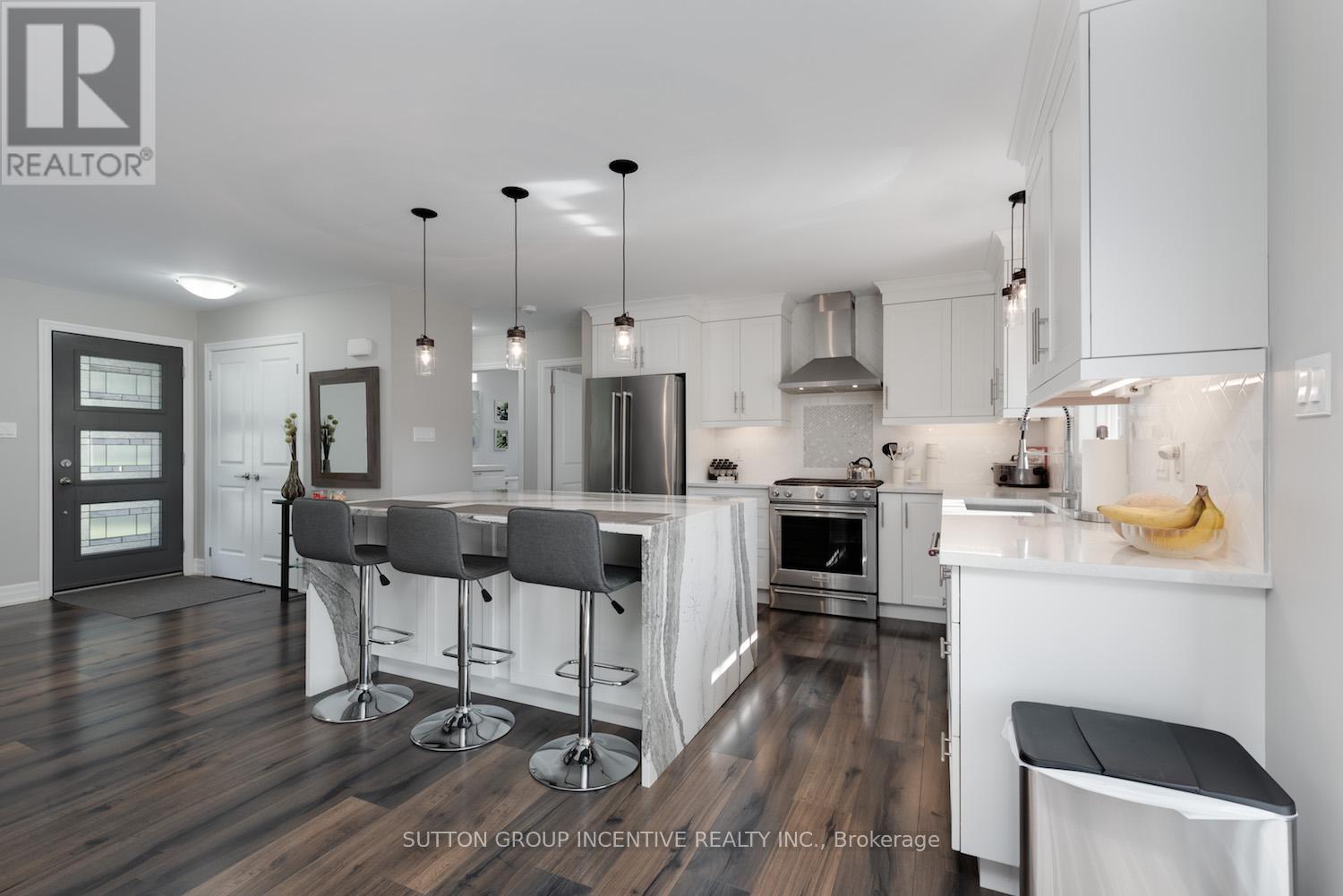 1193 Sunnidale Road, Springwater, Ontario  L9X 0T4 - Photo 12 - S12527098