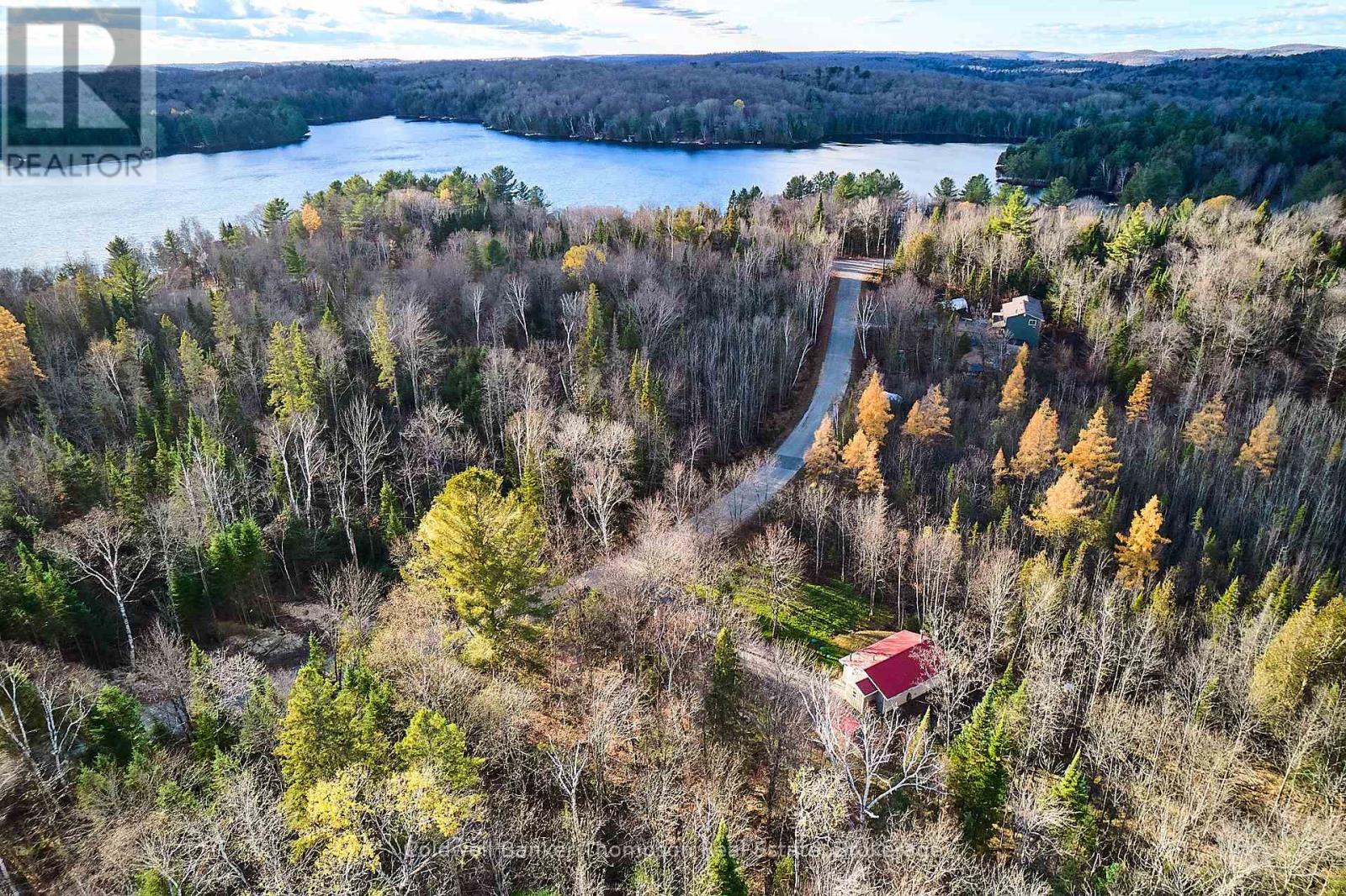 1022 Upper Walker Lake Road, Lake Of Bays, Ontario P1H 2J6 - Photo 12 - X12527114