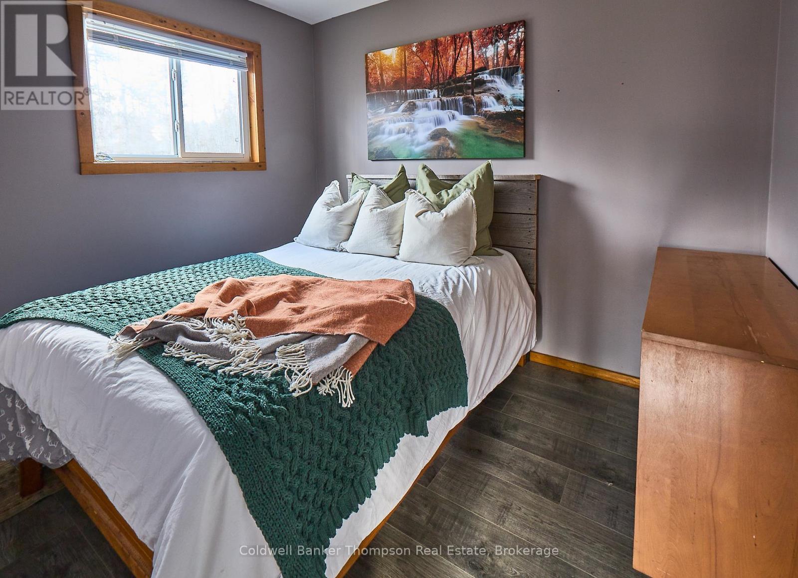 1022 Upper Walker Lake Road, Lake Of Bays, Ontario P1H 2J6 - Photo 6 - X12527114