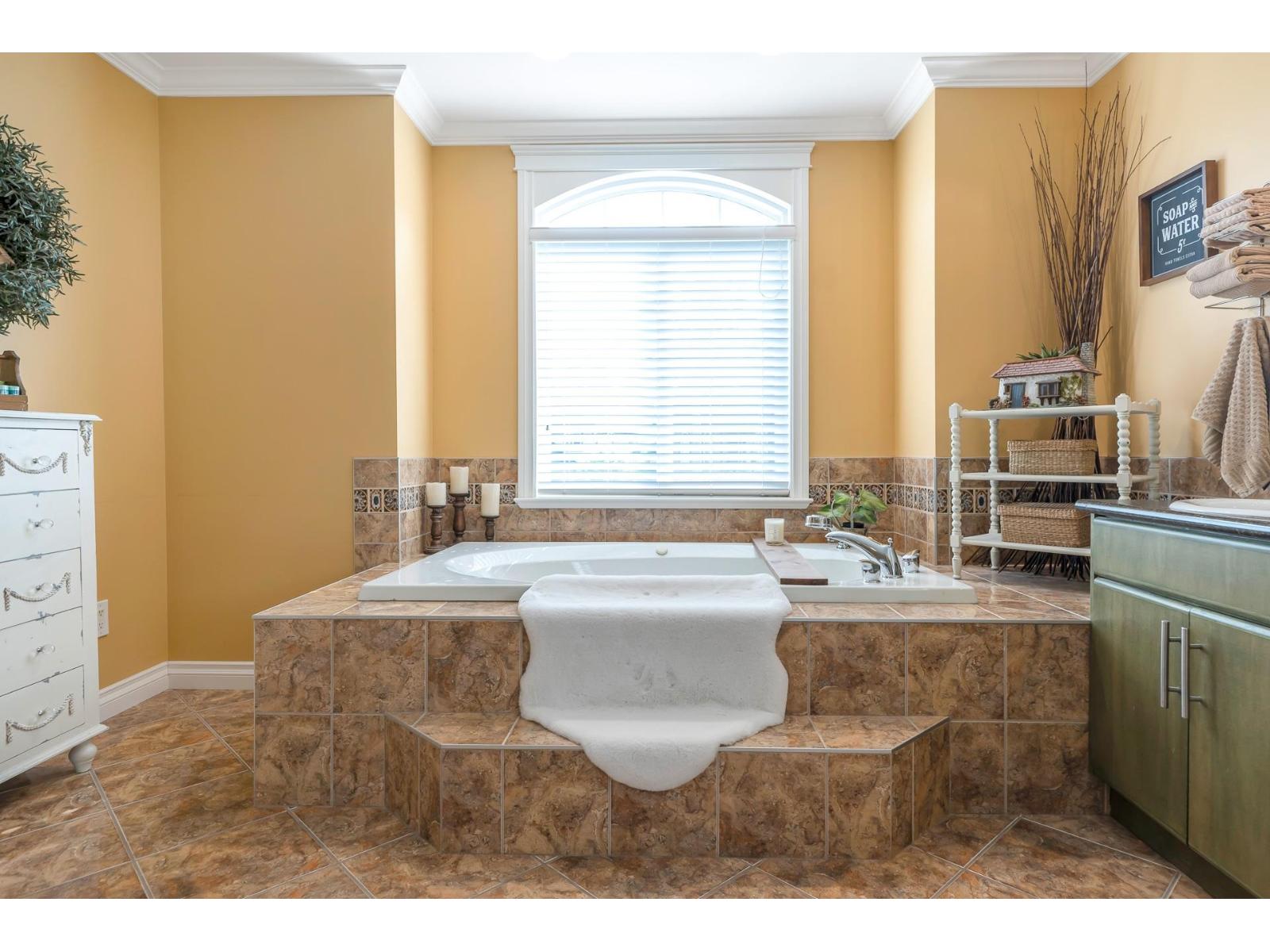 17 33925 Araki Court, Mission, British Columbia  V2V 7R4 - Photo 29 - R3043749