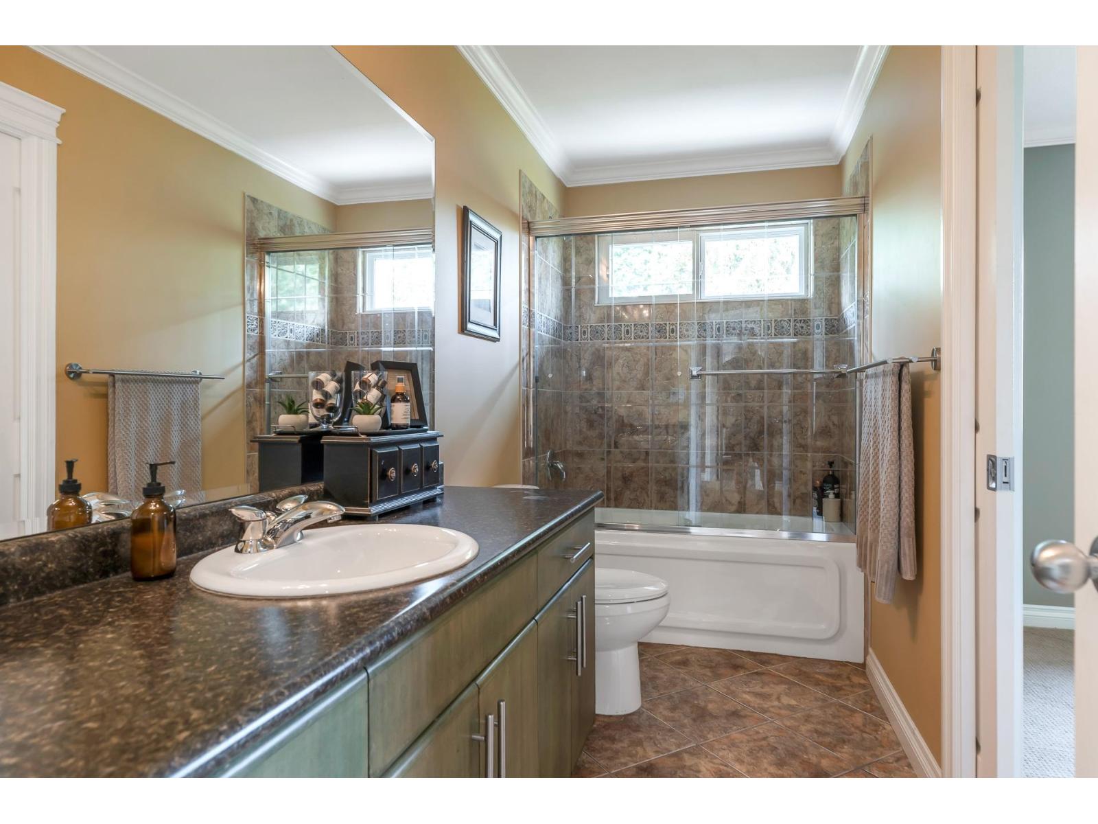 17 33925 Araki Court, Mission, British Columbia  V2V 7R4 - Photo 33 - R3043749