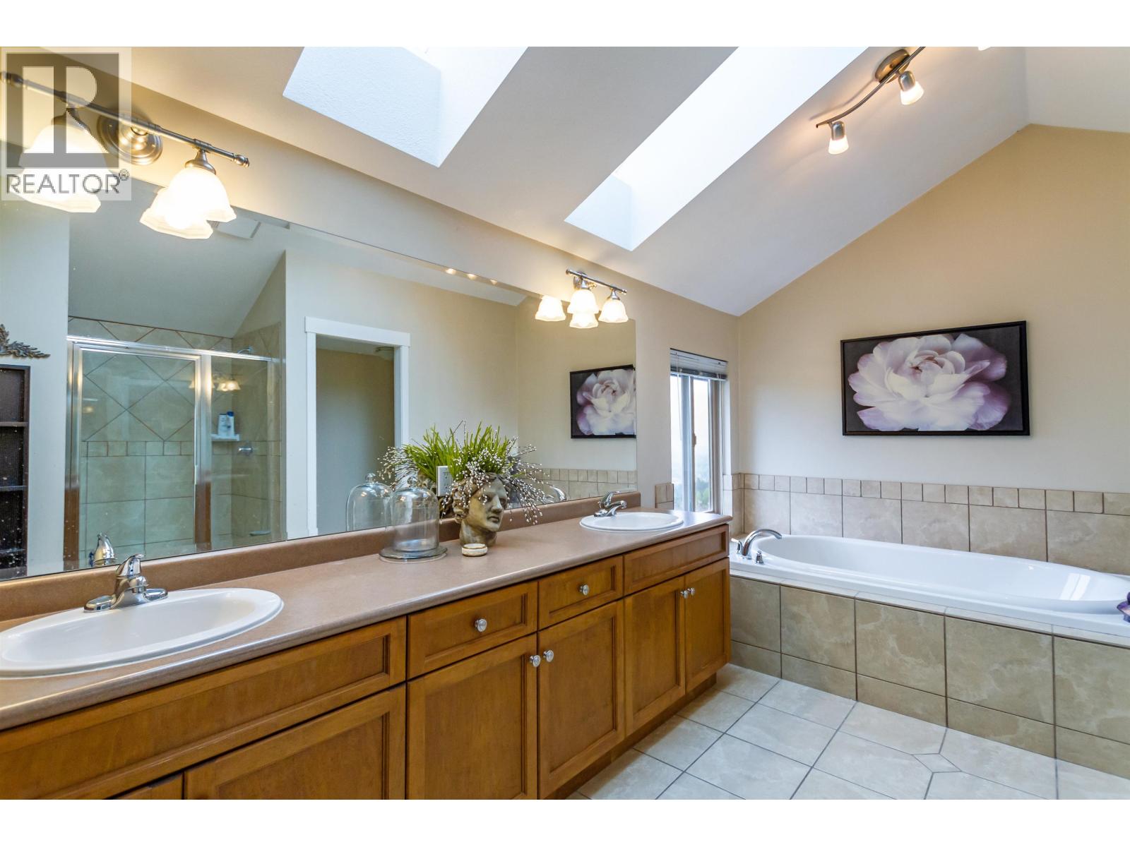 70 Fernway Drive, Port Moody, British Columbia  V3H 5K5 - Photo 19 - R3050265