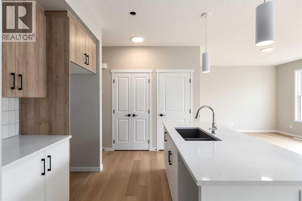 109 Monterey Place Se, High River, Alberta  T1V 0K3 - Photo 6 - A2253958