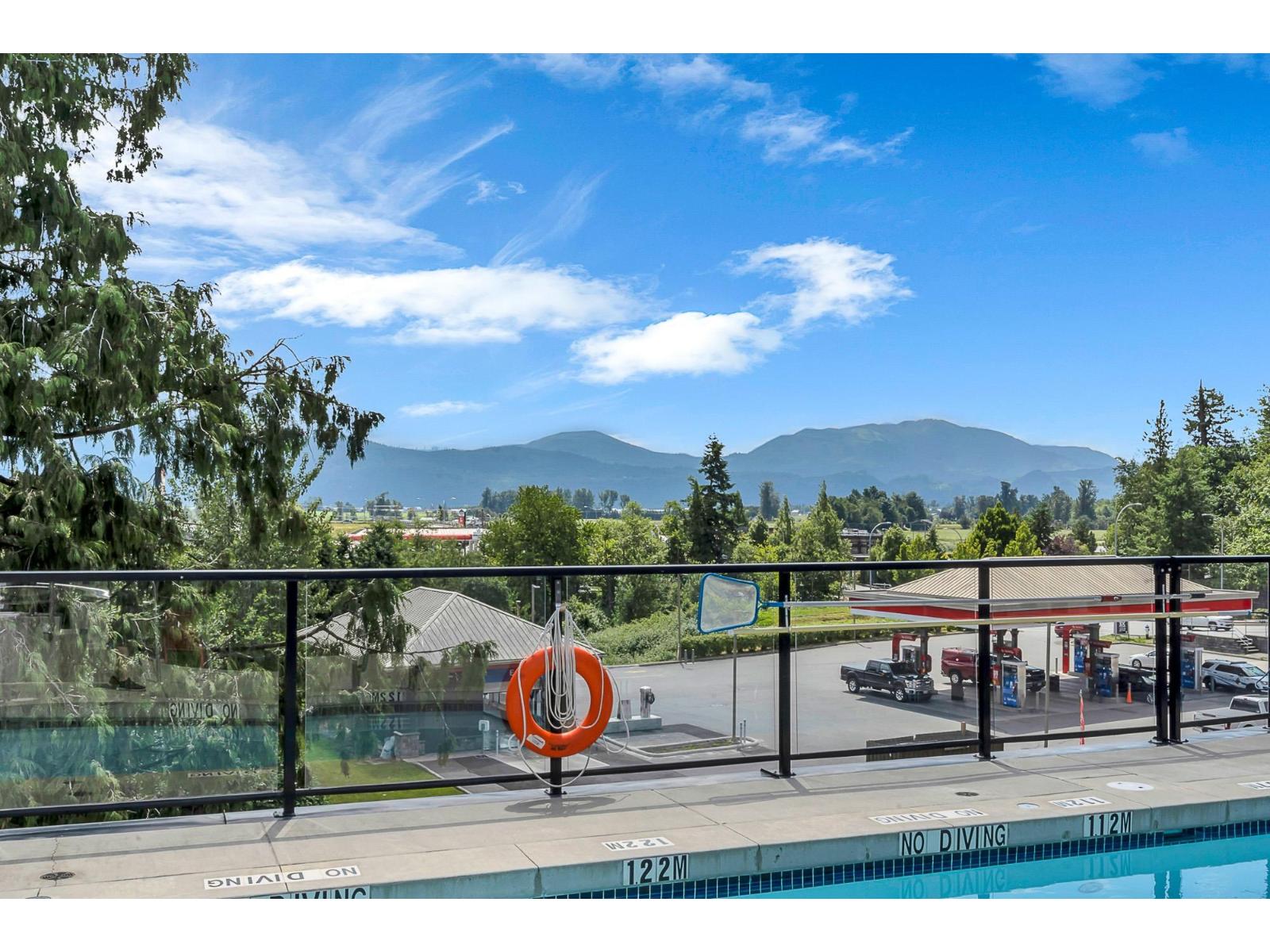 305 2242 Whatcom Road, Abbotsford, British Columbia  V3G 0G3 - Photo 4 - R2976333