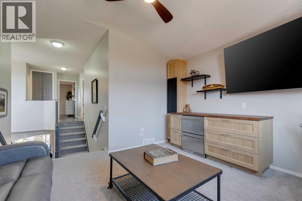 244 Tuscany Ridge View Nw, Calgary, Alberta  T3L 2J7 - Photo 20 - A2267211