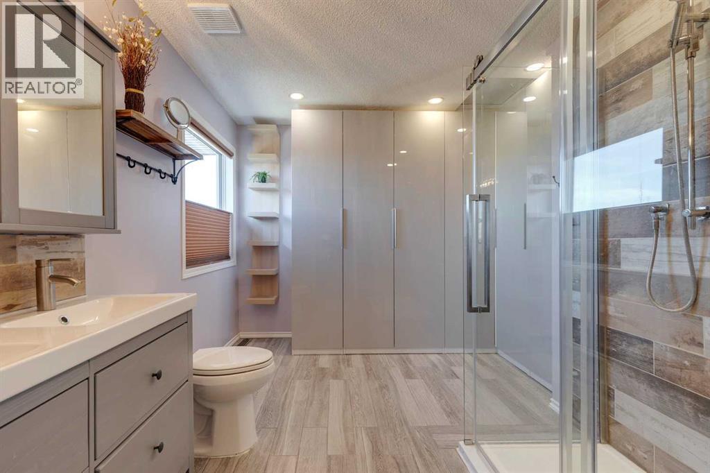 244 Tuscany Ridge View Nw, Calgary, Alberta  T3L 2J7 - Photo 27 - A2267211