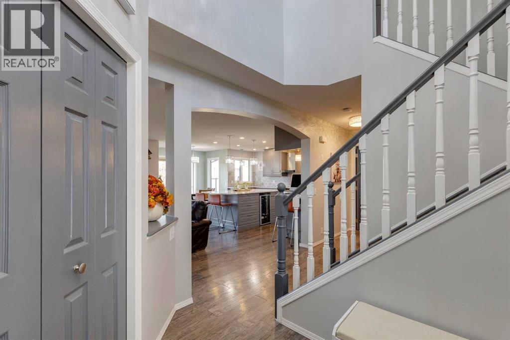 244 Tuscany Ridge View Nw, Calgary, Alberta  T3L 2J7 - Photo 5 - A2267211