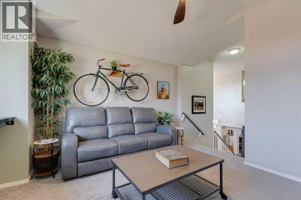 244 Tuscany Ridge View Nw, Calgary, Alberta  T3L 2J7 - Photo 19 - A2267211