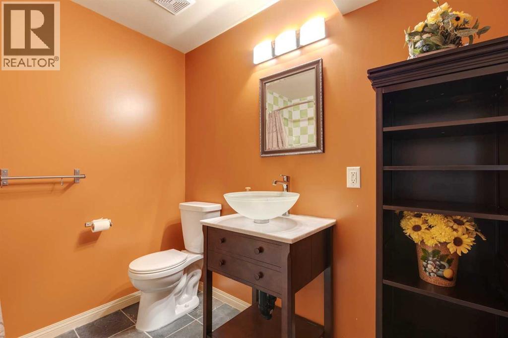 244 Tuscany Ridge View Nw, Calgary, Alberta  T3L 2J7 - Photo 31 - A2267211