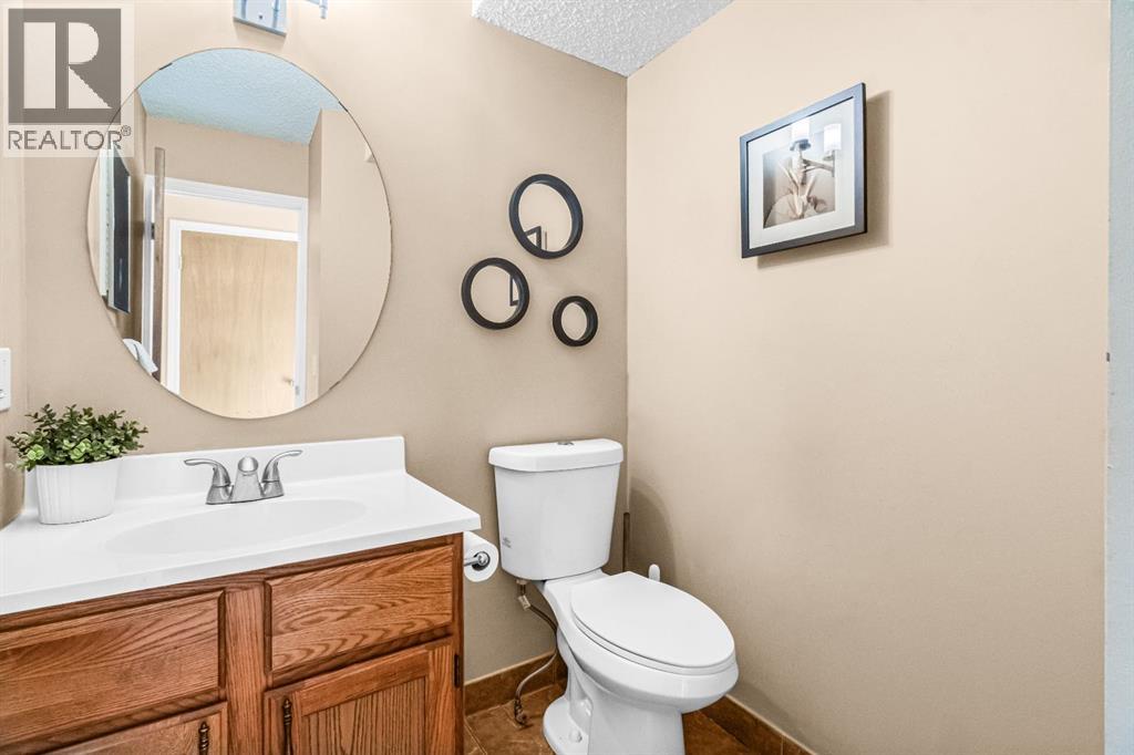 44 Bedfield Close Ne, Calgary, Alberta  T3K 3L5 - Photo 13 - A2267602