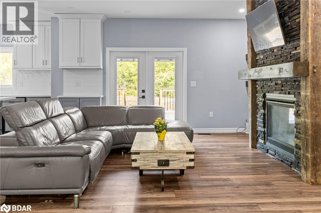 2326 Foxmead Road Road, Coldwater, Ontario  L0K 1E0 - Photo 10 - 40785295