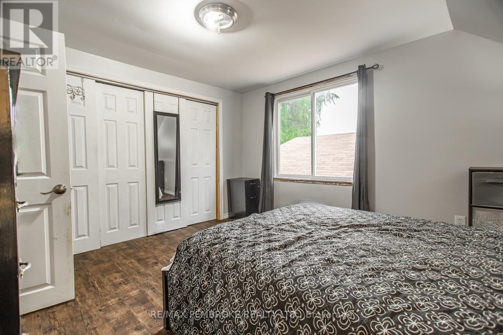 363 Julien Street, Pembroke, Ontario  K8A 3P8 - Photo 20 - X12527128