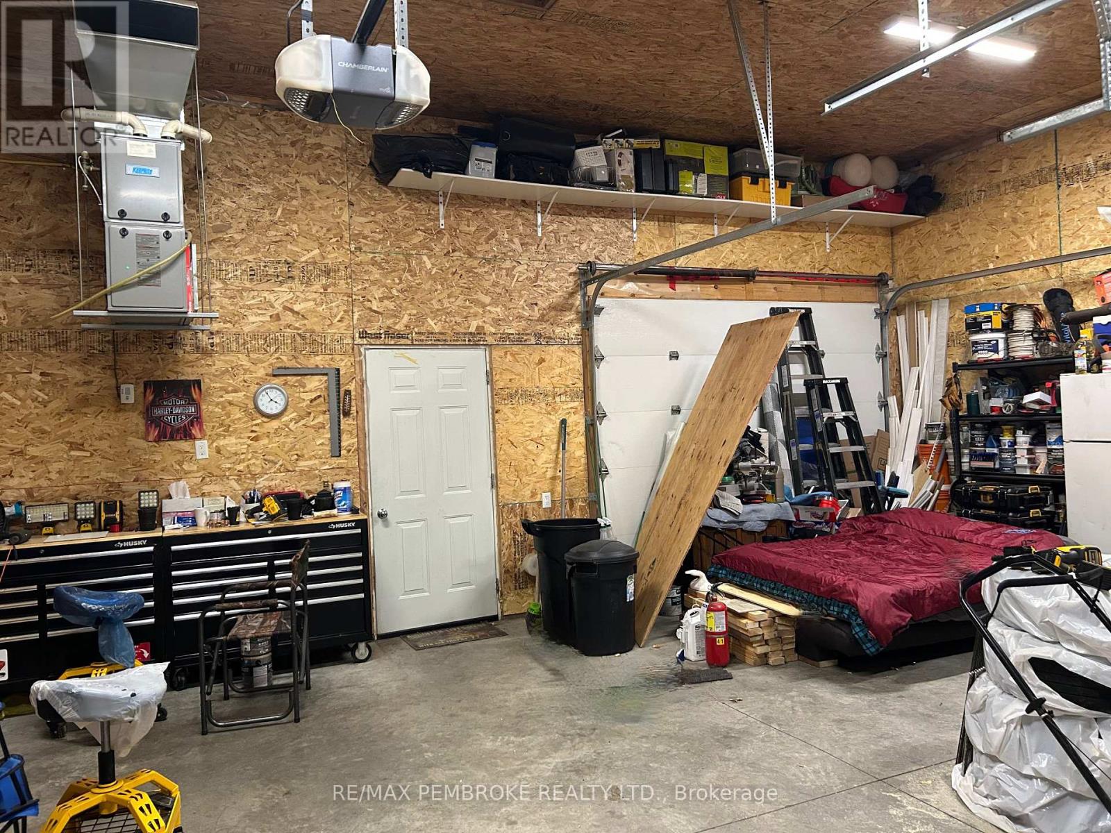 363 Julien Street, Pembroke, Ontario  K8A 3P8 - Photo 32 - X12527128