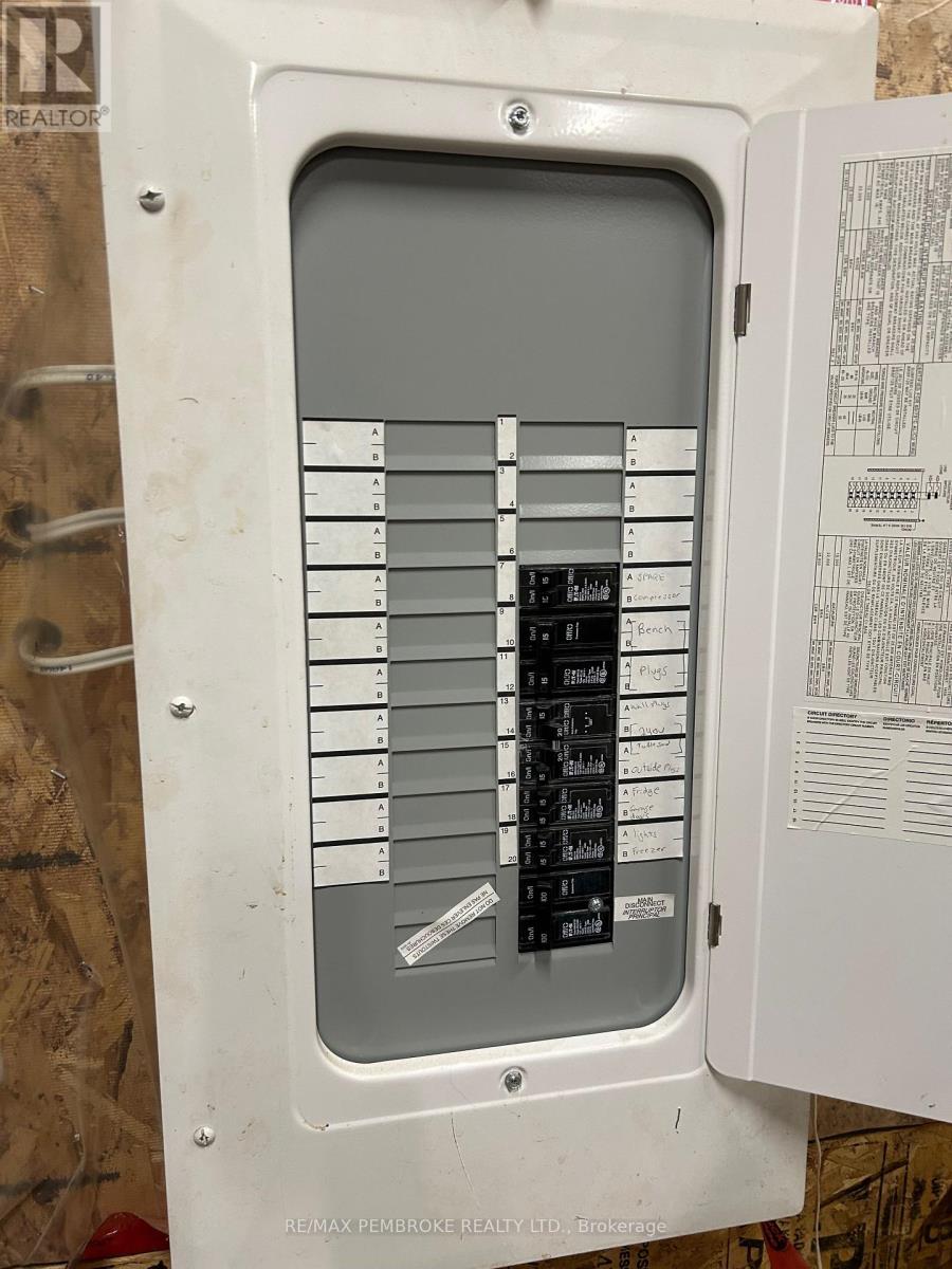 363 Julien Street, Pembroke, Ontario  K8A 3P8 - Photo 33 - X12527128