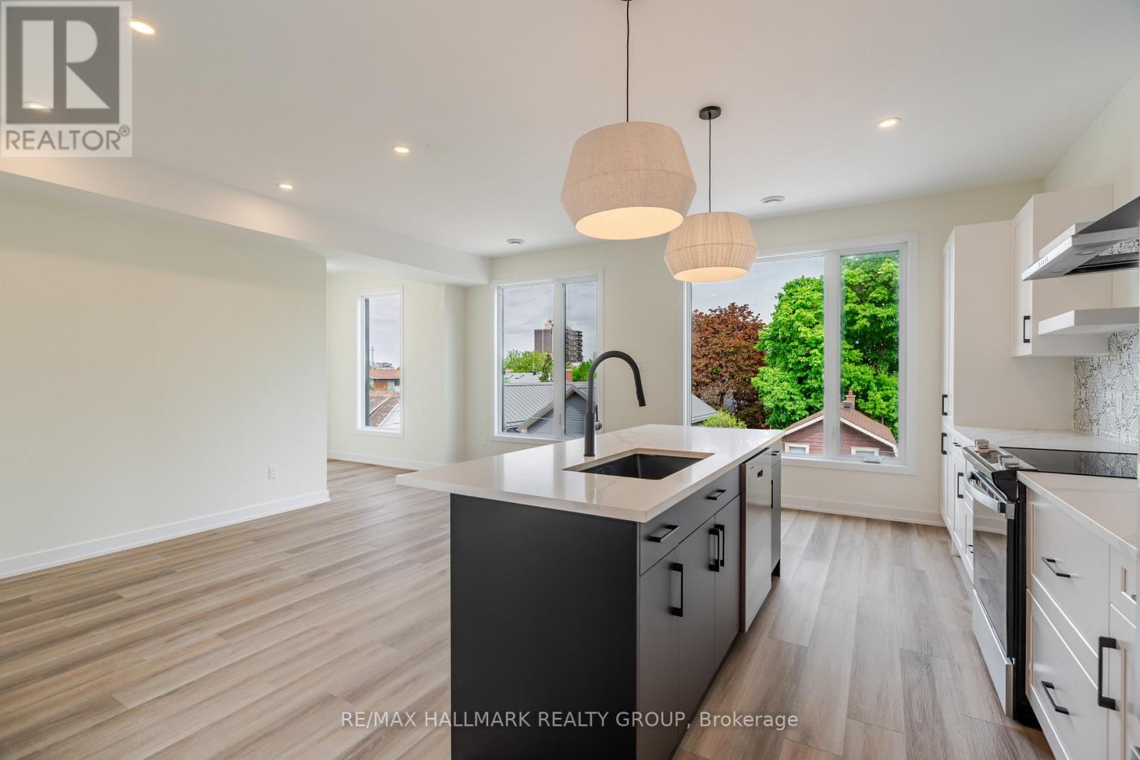 4 - 22 Sims Avenue, Ottawa, Ontario  K1Y 3K1 - Photo 17 - X12527130