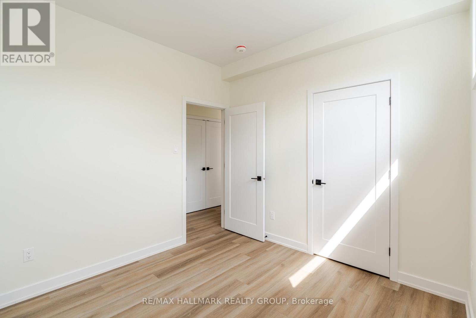 4 - 22 Sims Avenue, Ottawa, Ontario  K1Y 3K1 - Photo 26 - X12527130