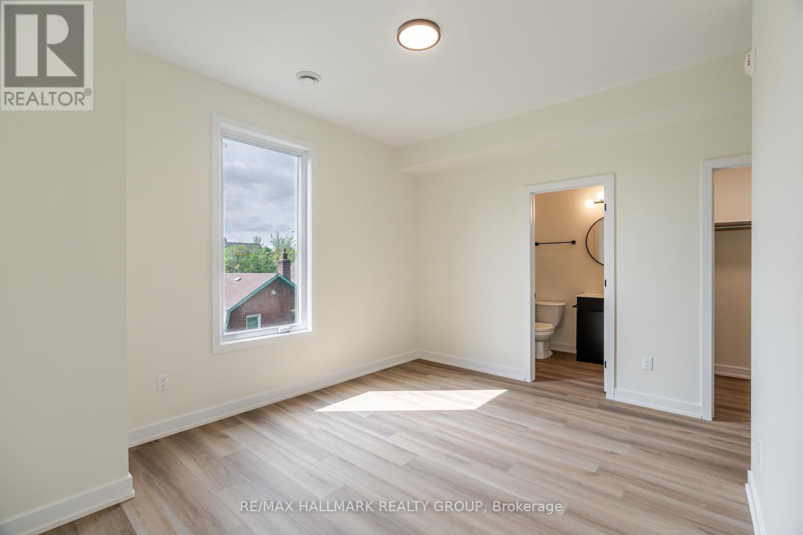 4 - 22 Sims Avenue, Ottawa, Ontario  K1Y 3K1 - Photo 29 - X12527130