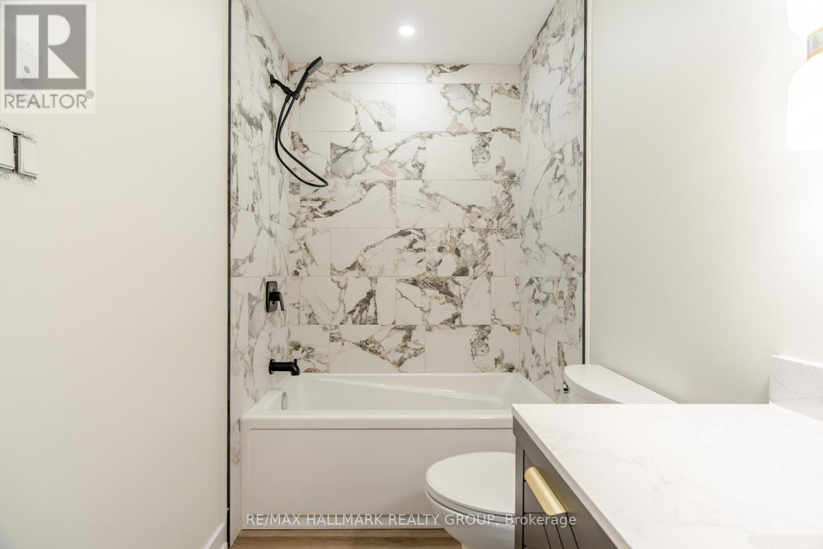 4 - 22 Sims Avenue, Ottawa, Ontario  K1Y 3K1 - Photo 37 - X12527130