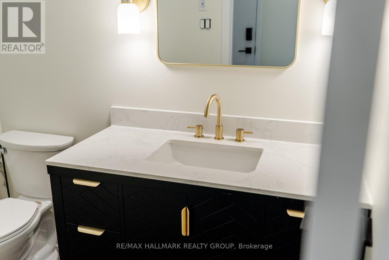 4 - 22 Sims Avenue, Ottawa, Ontario  K1Y 3K1 - Photo 38 - X12527130