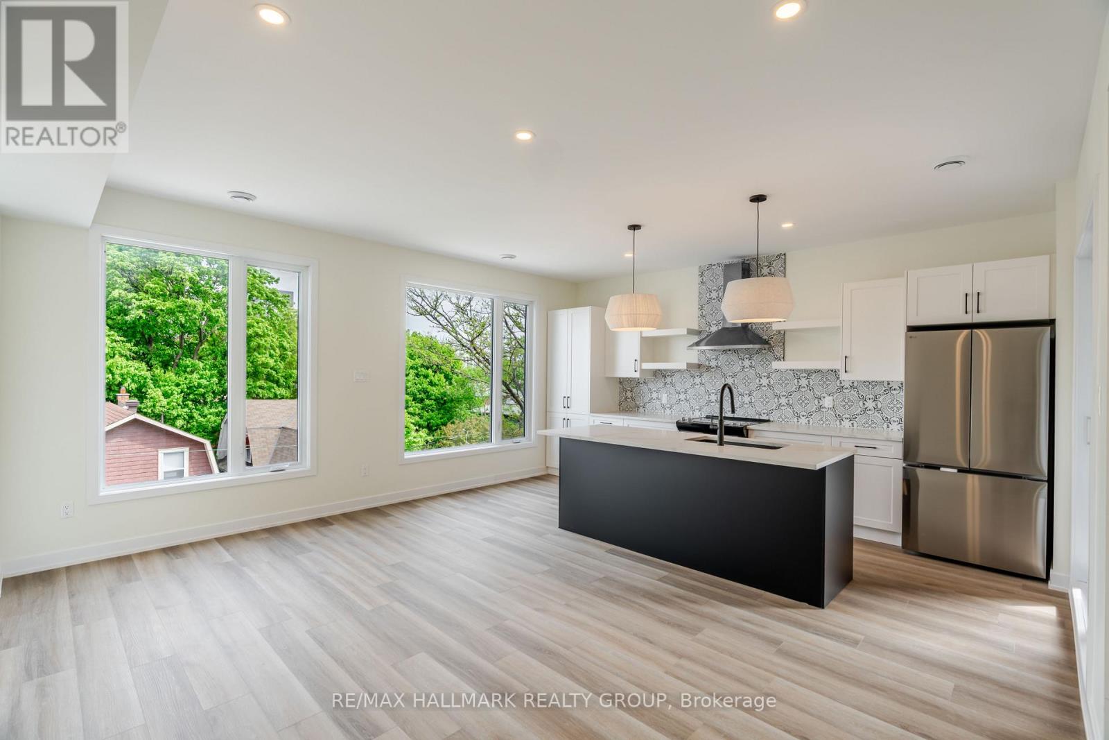 4 - 22 Sims Avenue, Ottawa, Ontario  K1Y 3K1 - Photo 7 - X12527130