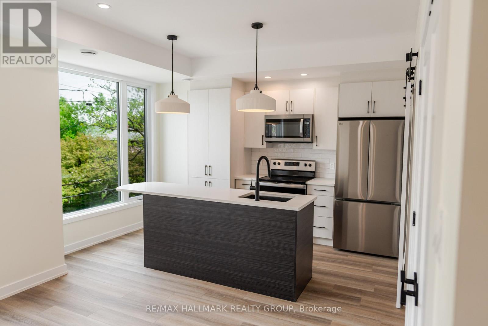 3a - 22 Sims Avenue, Ottawa, Ontario  K1Y 3K1 - Photo 11 - X12527134