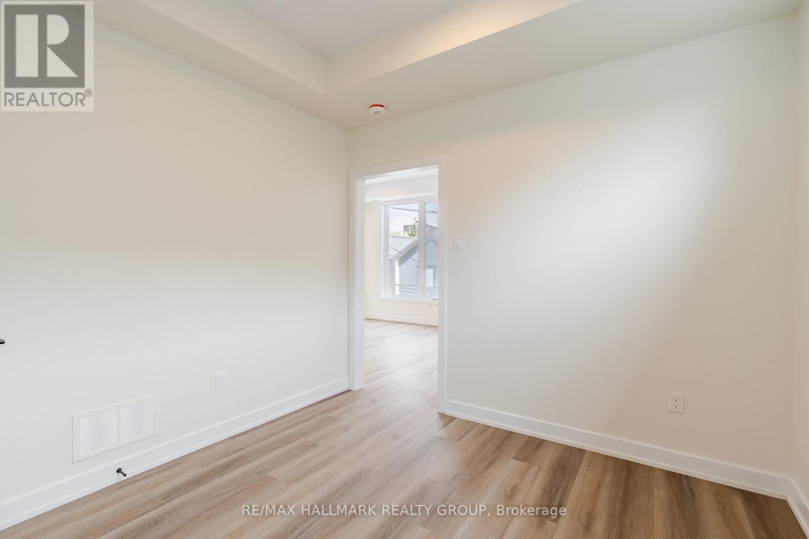 3a - 22 Sims Avenue, Ottawa, Ontario  K1Y 3K1 - Photo 27 - X12527134