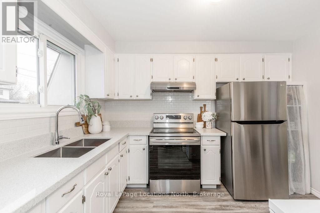 83 Katherine Street, Collingwood, Ontario  L9Y 3R3 - Photo 6 - S12527126