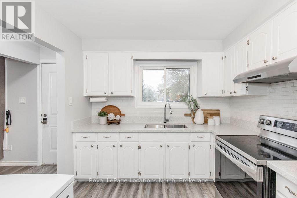 83 Katherine Street, Collingwood, Ontario  L9Y 3R3 - Photo 8 - S12527126