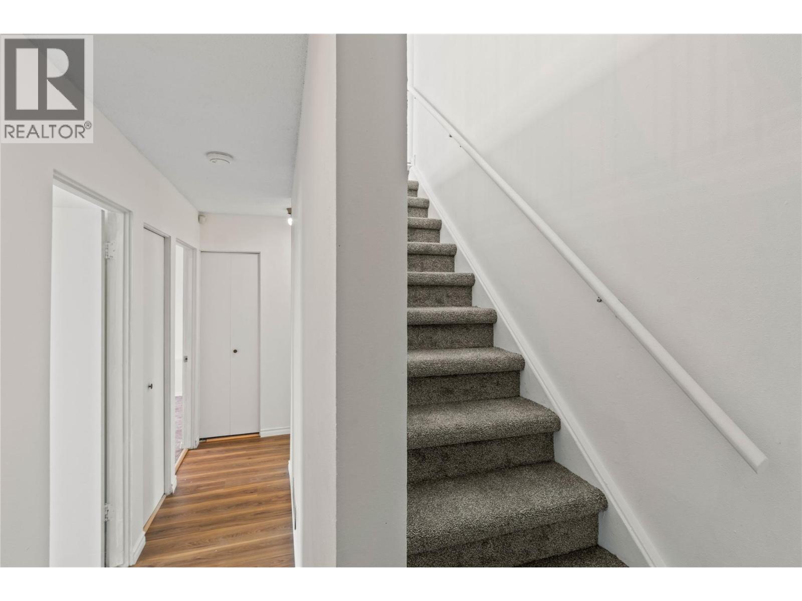 800 Valhalla Drive Unit# 91, Kamloops, British Columbia  V2B 1R8 - Photo 4 - 10365433