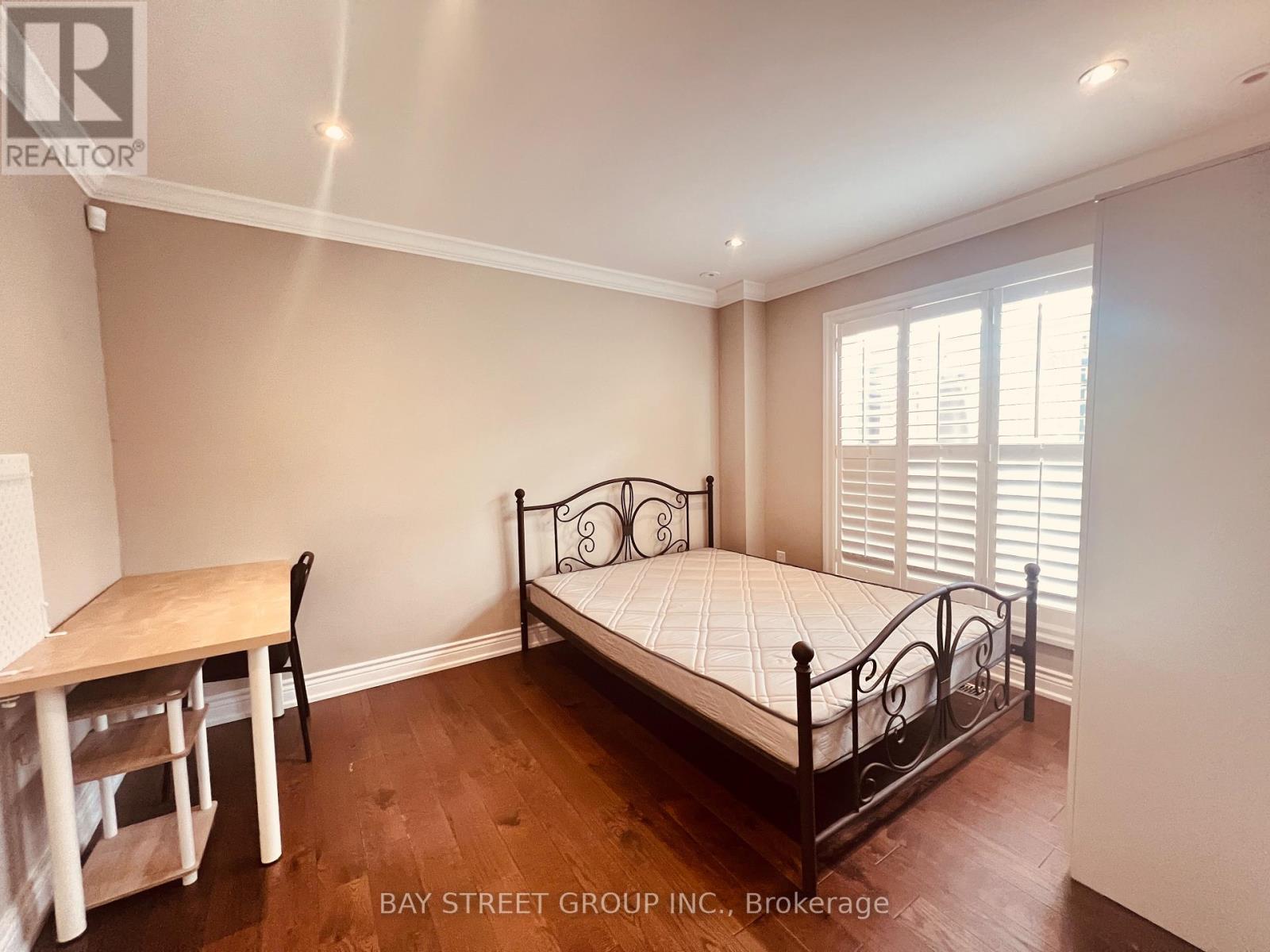 Back - 44 Wakefield Crescent, Toronto, Ontario  M1W 2C2 - Photo 18 - E12527132