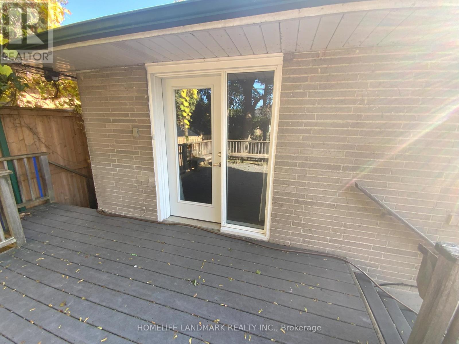 70 Holford Crescent, Toronto, Ontario  M1T 1M2 - Photo 3 - E12527136