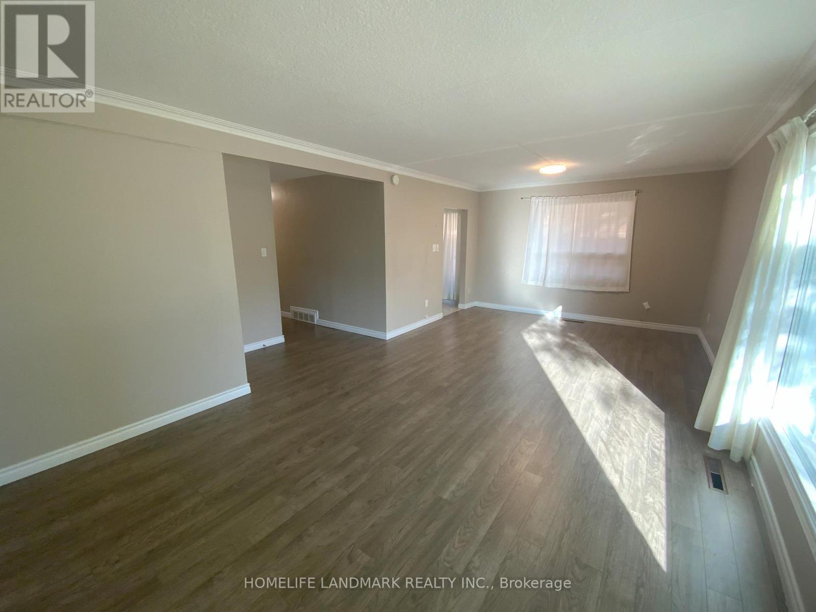 70 Holford Crescent, Toronto, Ontario  M1T 1M2 - Photo 5 - E12527136