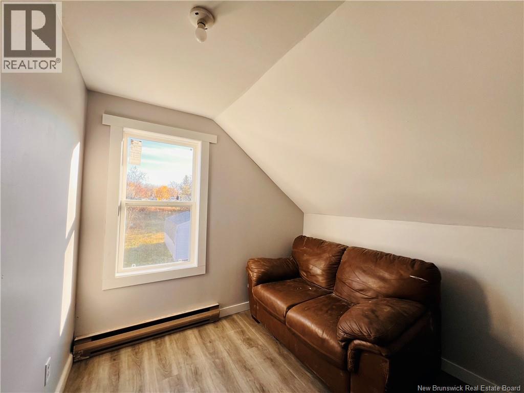 246 Dumaresq, Bathurst, New Brunswick  E2A 1H8 - Photo 21 - NB122408