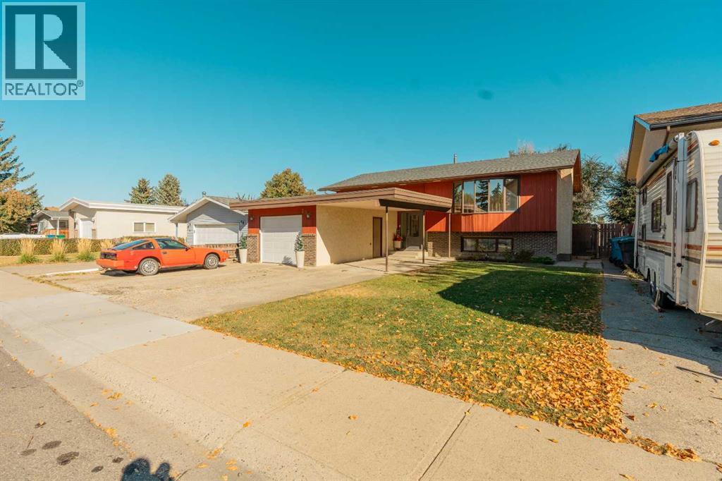 75 Oxford Road W, Lethbridge, Alberta  T1K 4V6 - Photo 2 - A2264843