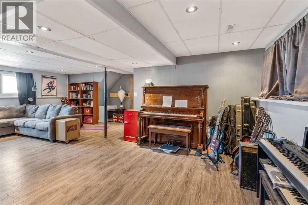 75 Oxford Road W, Lethbridge, Alberta  T1K 4V6 - Photo 34 - A2264843