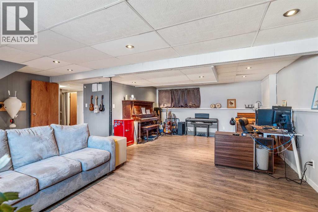 75 Oxford Road W, Lethbridge, Alberta  T1K 4V6 - Photo 31 - A2264843