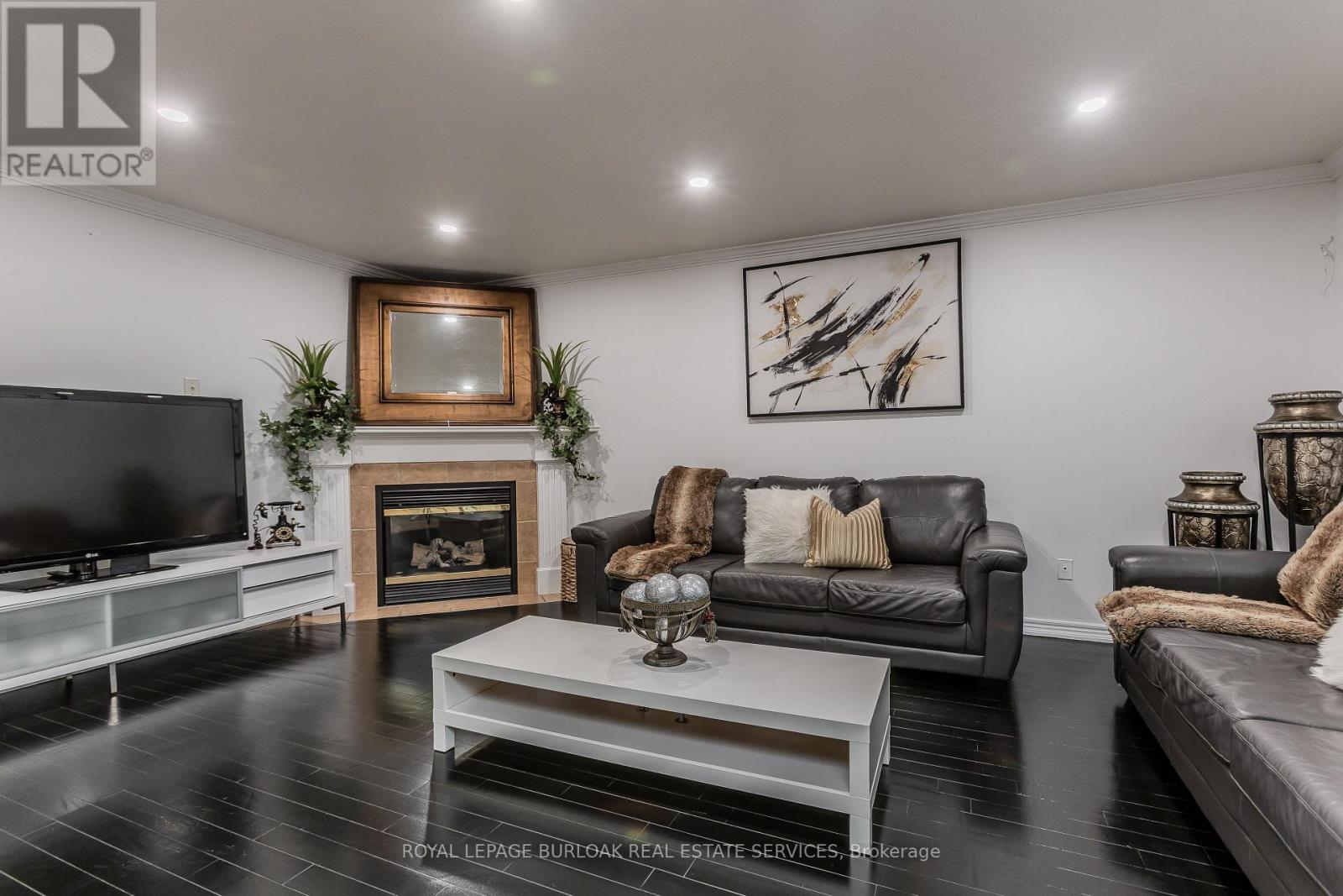 26 Grassyplain Drive, Hamilton, Ontario  L0R 1W0 - Photo 14 - X12467940