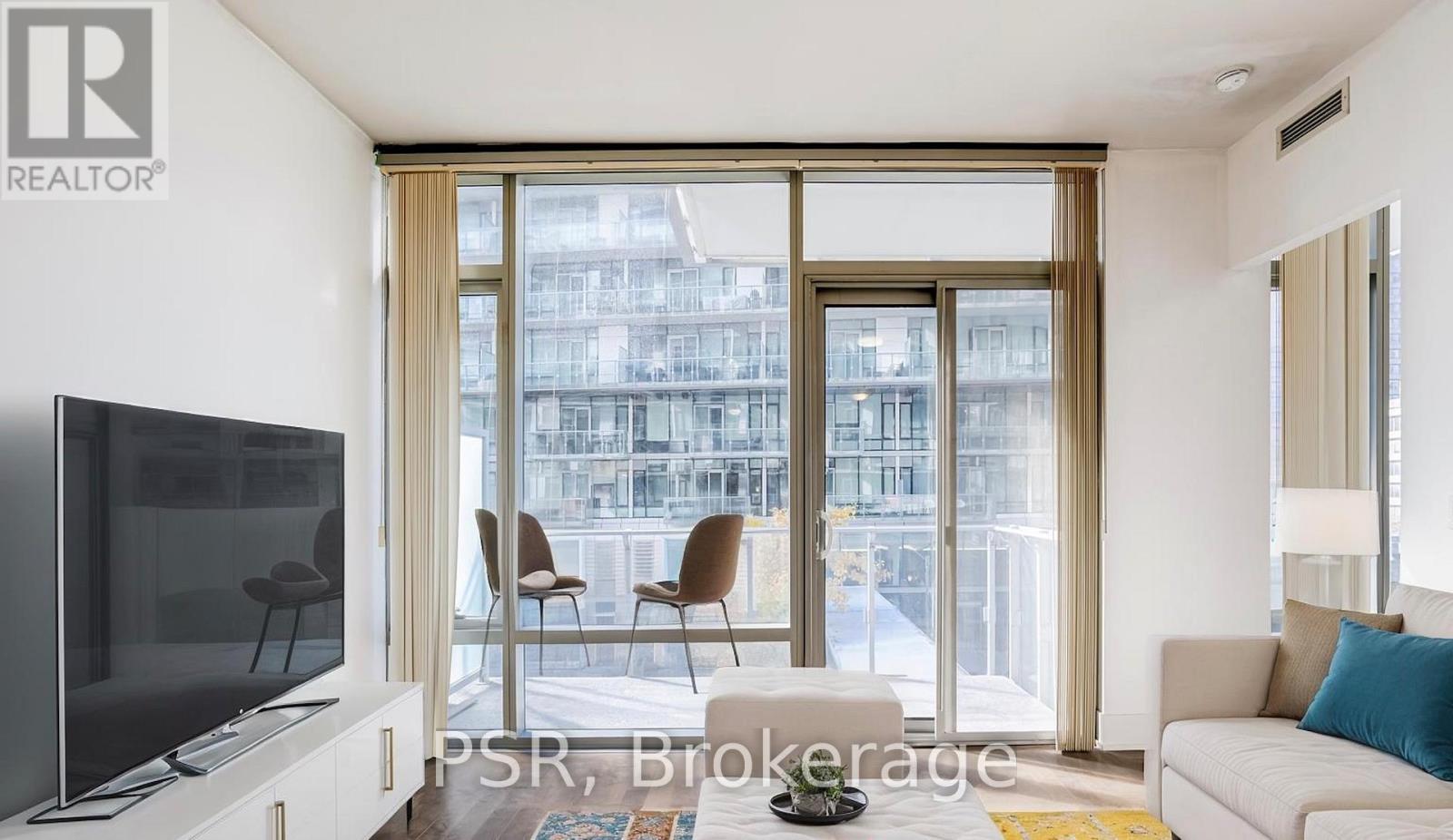 331 - 39 Queens Quay E, Toronto, Ontario M5E 0A5 - Photo 2 - C12455480