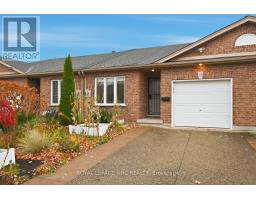 18 BLUEGRASS CRESCENT, St. Catharines, Ontario