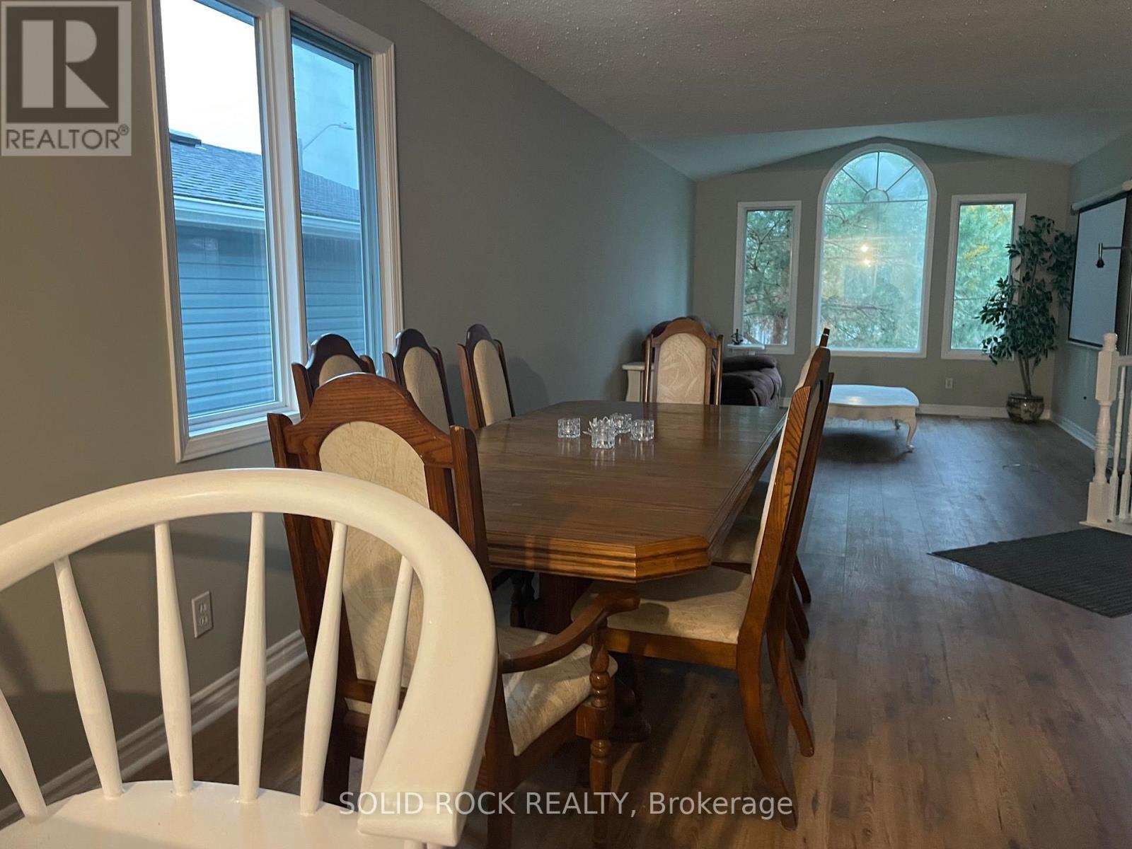 492 Boxwood Street S, Kingston, Ontario K7M 9C4 - Photo 6 - X12527164