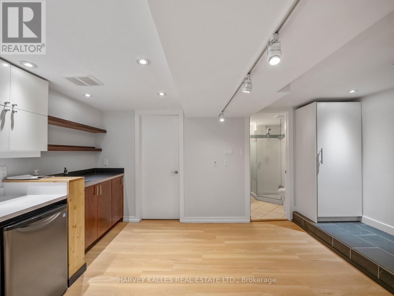 Main - 466 King Street E, Toronto, Ontario  M5A 1L7 - Photo 9 - C12525388