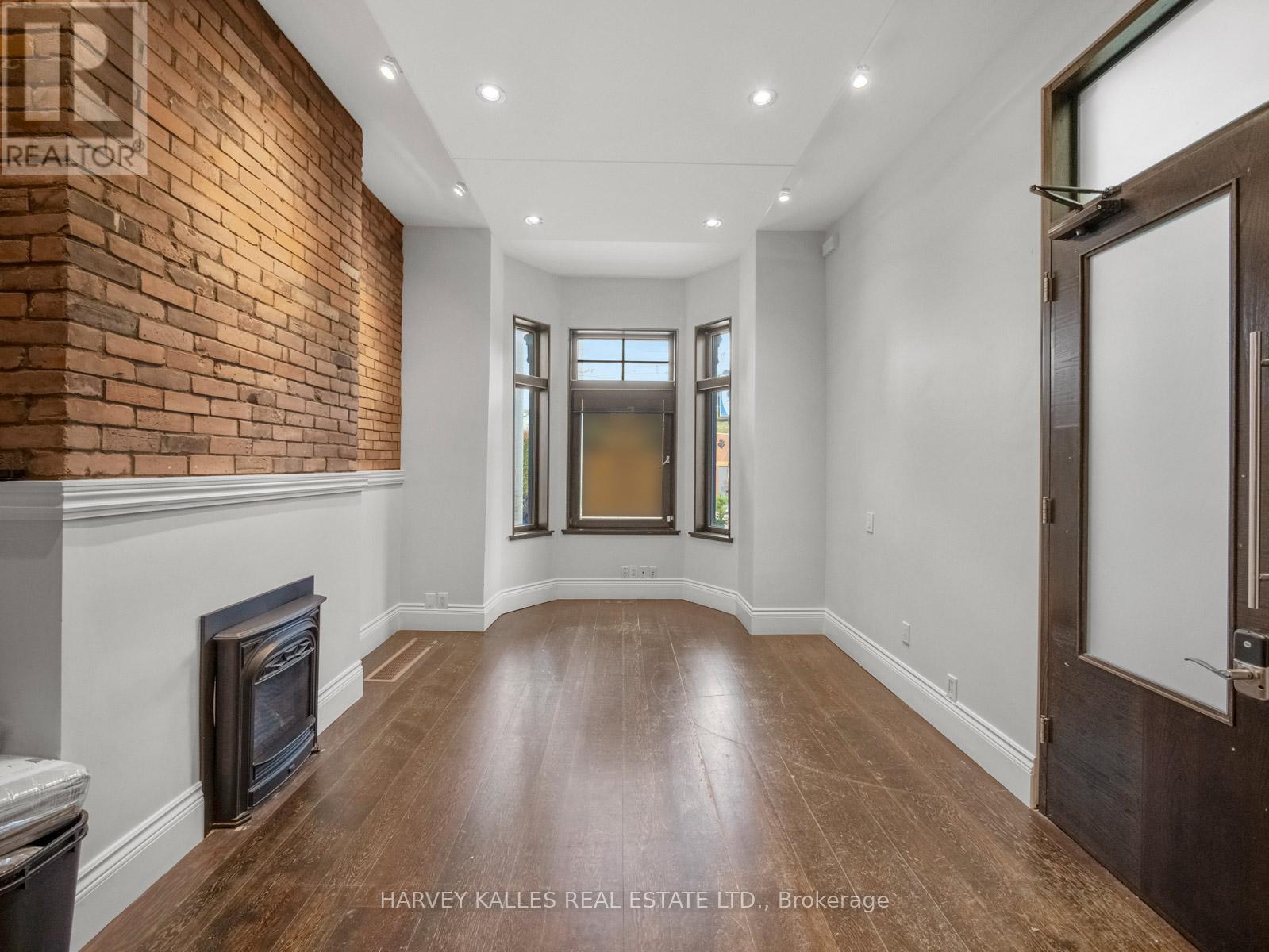 Main - 466 King Street E, Toronto, Ontario  M5A 1L7 - Photo 3 - C12525388