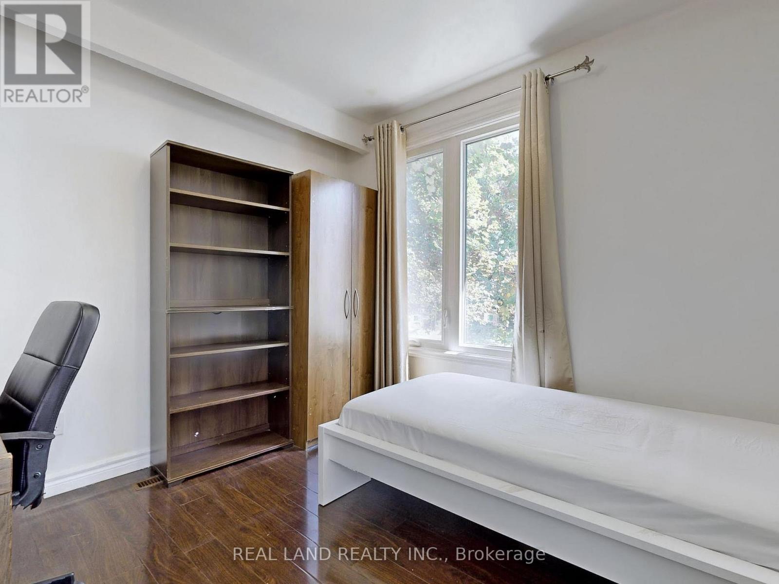 #front Portion - 48 Cherrystone Drive, Toronto, Ontario  M2H 1S1 - Photo 15 - C12527152