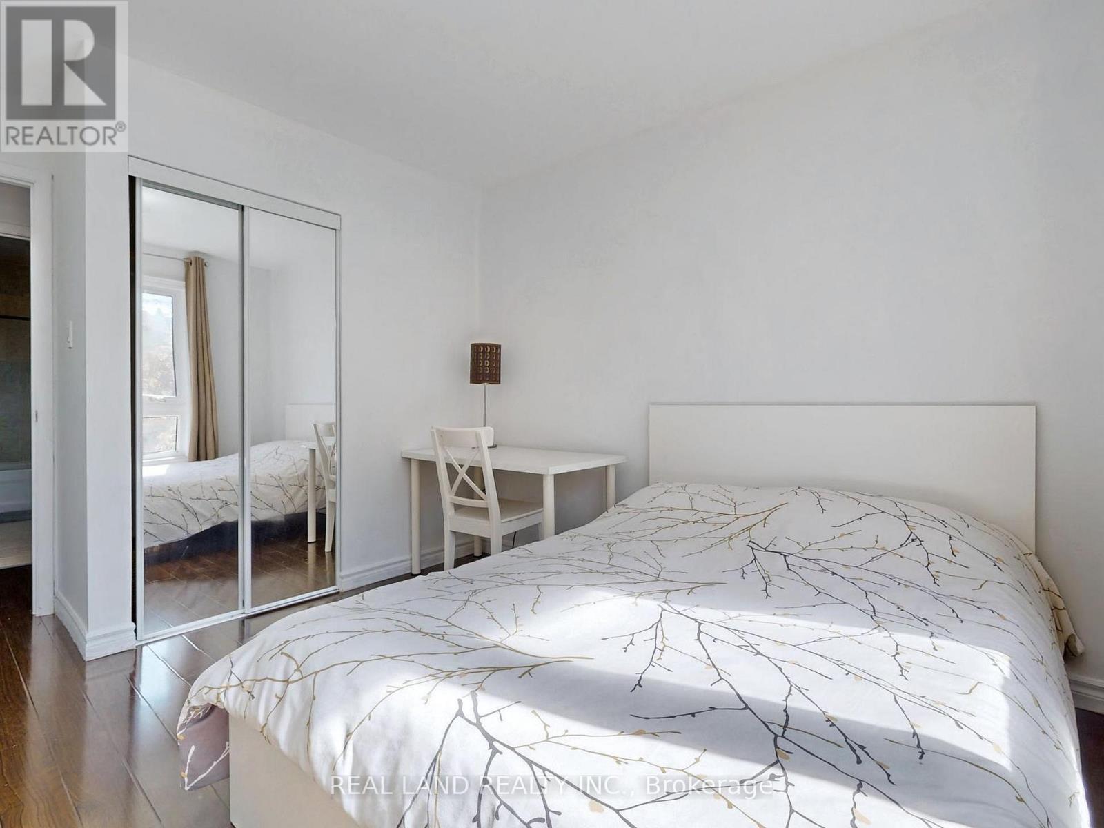 #front Portion - 48 Cherrystone Drive, Toronto, Ontario  M2H 1S1 - Photo 20 - C12527152